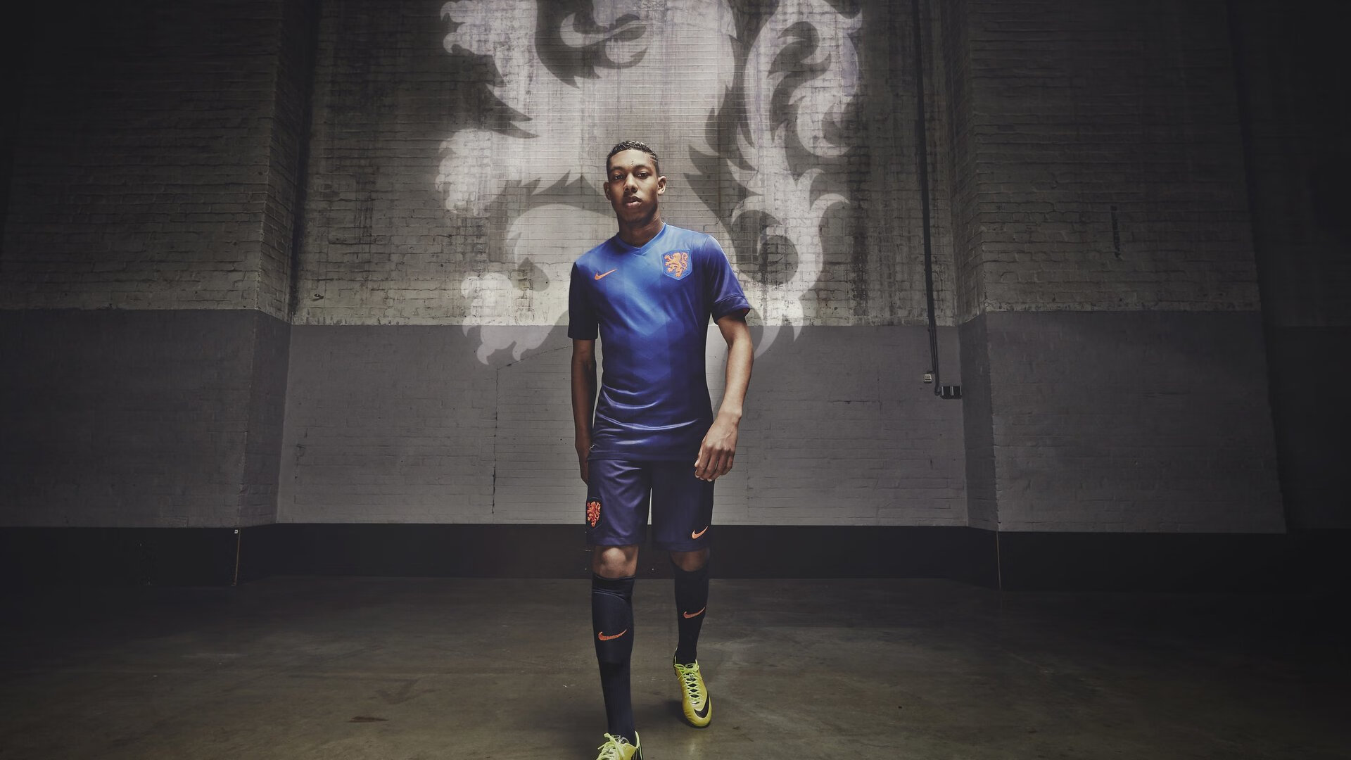 绿茵与硬木，当英超争冠战遇见NBA决胜局