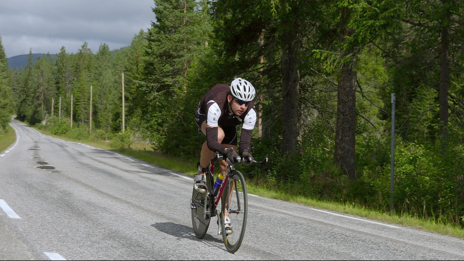 马刺最后时刻击败深圳队,杰伦·格林大场面先生